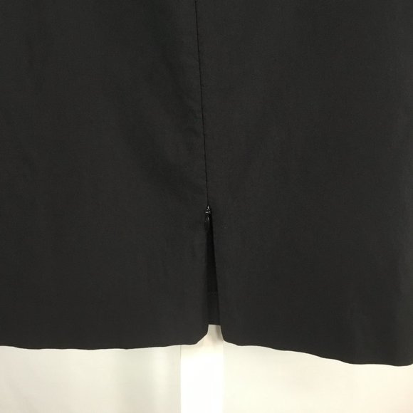 Quick Reflex Skirt with Zippered Back Slit - Picture 5 of 6